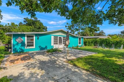 View of front of house featuring a front yard | Image 2