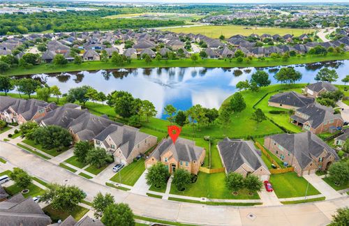 1915 Cayman Bend Ln, Pearland, TX, 77584-1866 | Card Image