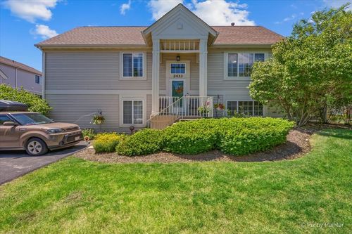 2433-2433 Daybreak Ct, Elgin, IL, 60123-8847 | Card Image