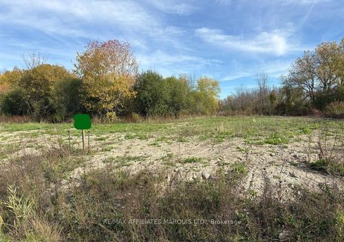 5363 Woodlands Rd, Ingleside, ON, K0C1M0 | Card Image