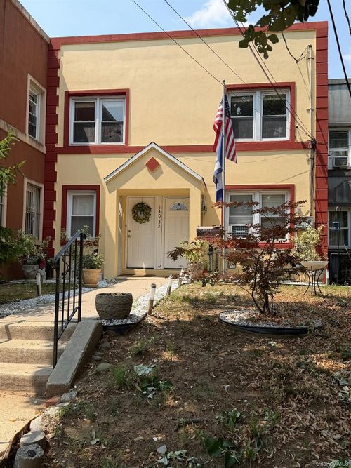 14032 184th Street, New York, NY, 11413 | Card Image