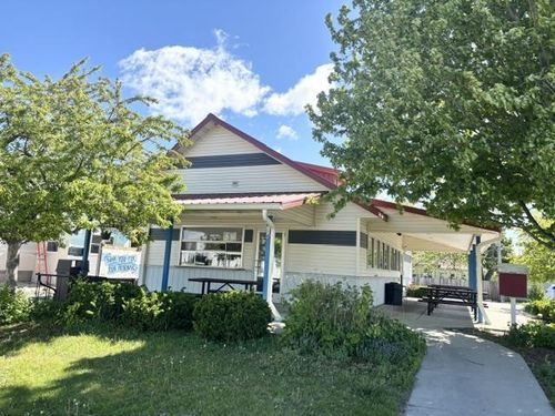 718 S Main Street, Jefferson, WI, 53549 | Card Image