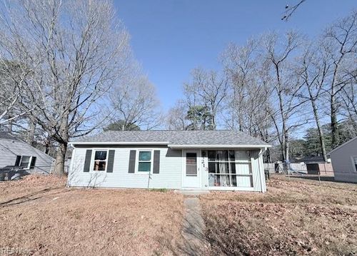 213 Shawen Dr, Hampton, VA, 23669-2272 | Card Image