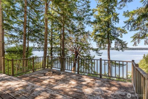 922 W Herron Blvd Nw, Lakebay, WA, 98349-8163 | Card Image