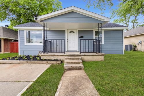 803 Main St, Mckinney, TX, 75069-2317 | Card Image