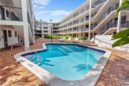 apt-n102-2930 Day Ave, Miami, FL, 33133-5233 | Card Image