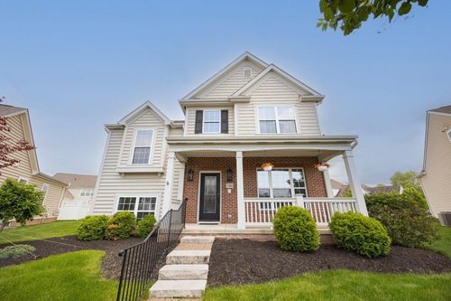 746 Woodbend Dr, Westerville, OH, 43082-6435 | Card Image