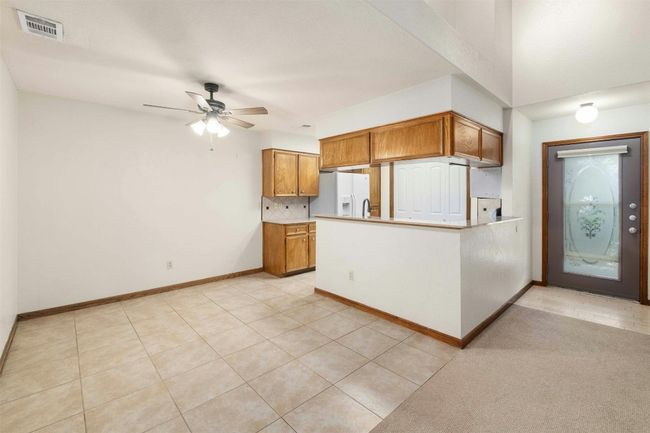 B - 353 Fantail Loop, Home with 2 bedrooms, 2 bathrooms and 2 parking in Lakeway TX | Image 6