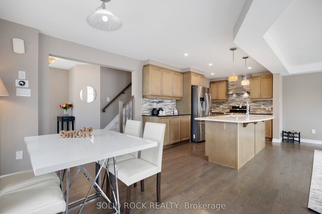 143 Bartonia Cir, House other with 5 bedrooms, 4 bathrooms and 4 parking in Orléans ON | Image 12