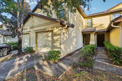 7721 Highchair Lane, Townhouse with 3 bedrooms, 2 bathrooms and null parking in Jacksonville FL | Image 2