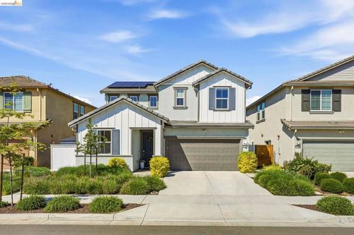 15929 Testarossa St, Lathrop, CA, 95330-8157 | Card Image