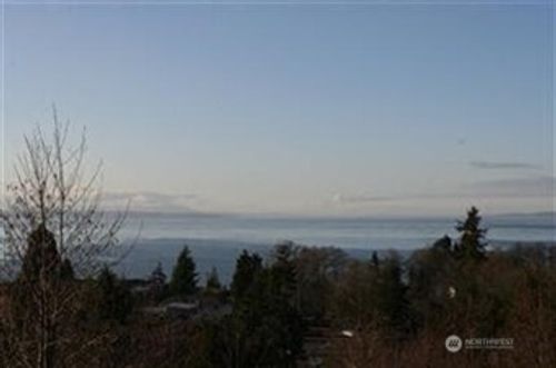 17117 76th Ave W, Edmonds, WA, 98026-5005 | Card Image