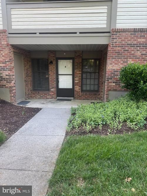 d-18708 Caledonia Ct, GERMANTOWN, MD, 20874-2527 | Card Image