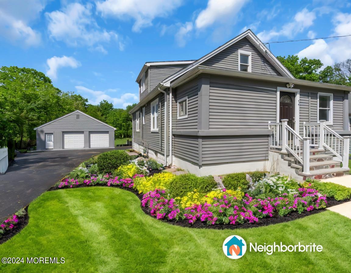 Wood Ave, Manalapan, NJ 07726