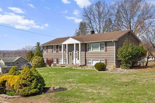651 Andover Rd, Valley Cottage, NY, 10989-1619 | Card Image