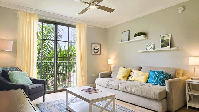 APT-521 - 630 S Sapodilla Ave, Condo with 2 bedrooms, 2 bathrooms and null parking in West Palm Beach FL | Image 4