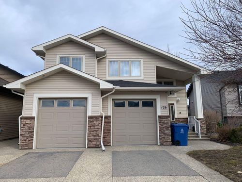 128 Rivermill Landing W, Home with 5 bedrooms, 3 bathrooms and 4 parking in Lethbridge AB | Card Image