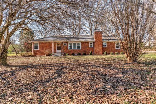 510 N Russell St, Portland, TN, 37148-2009 | Card Image