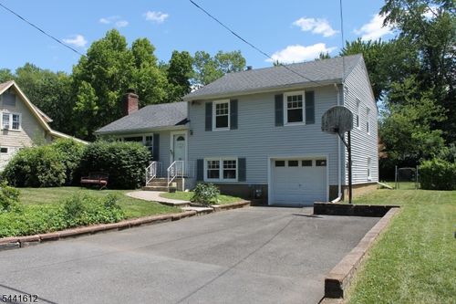 23 House Rd, Morristown, NJ, 07960-6523 | Card Image