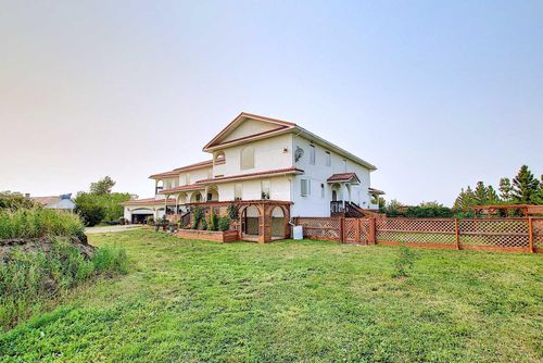 255046 Township Road 250, Wheatland County, AB, T1P0K6 | Card Image