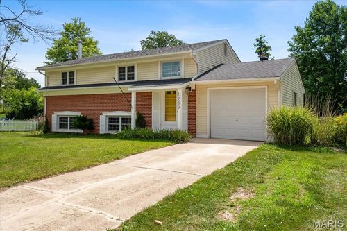 1239 Vero Ln, Ellisville, MO, 63011-2238 | Card Image