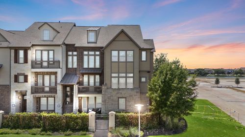 9679 Towne Lake Pkwy, Cypress, TX, 77433-5377 | Card Image