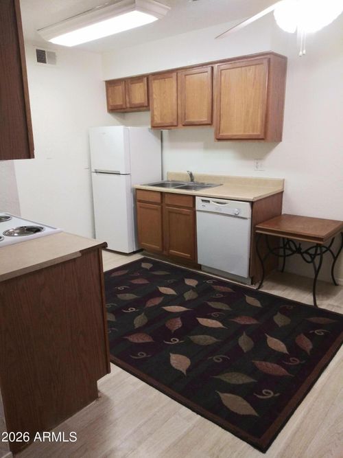 18-2537 W Georgia Ave, Phoenix, AZ, 85017-2781 | Card Image