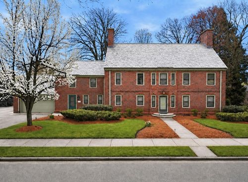 81 William St, Worcester, MA, 01609-2136 | Card Image