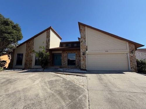 906 Chipaway Dr, APOLLO BEACH, FL, 33572-2707 | Card Image