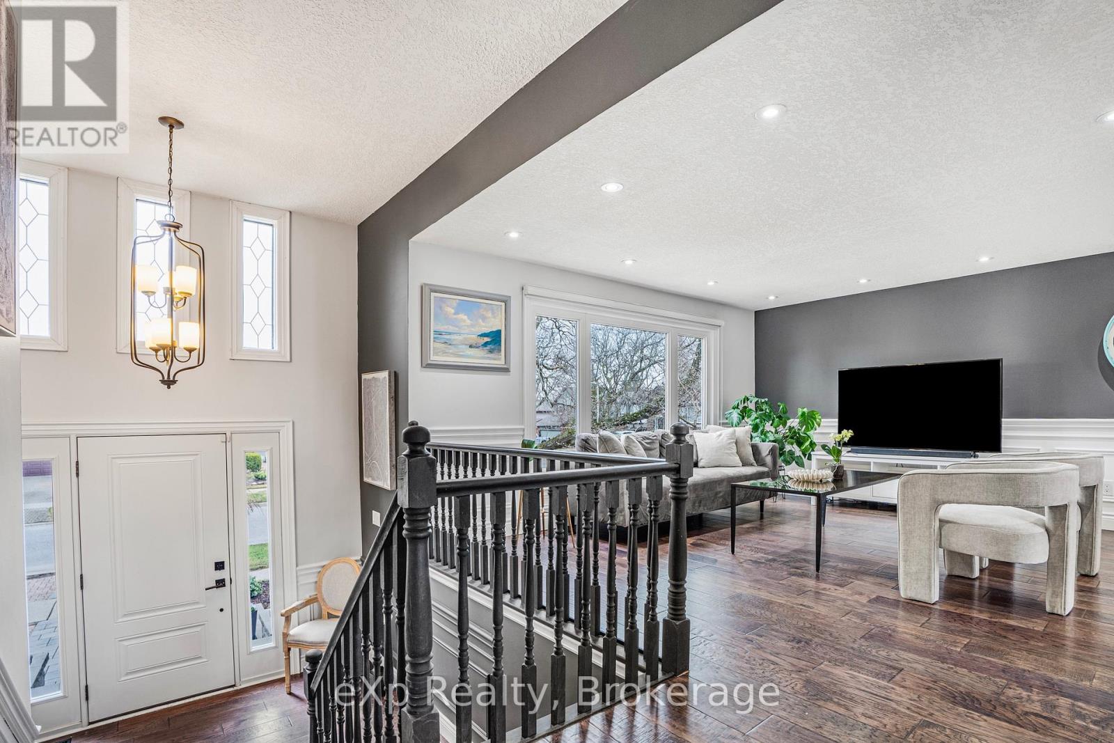 Residential Lease in Guelph (Kortright West) 5