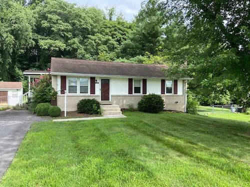 158 Hillview Dr, Roanoke, VA, 24019-8064 | Card Image