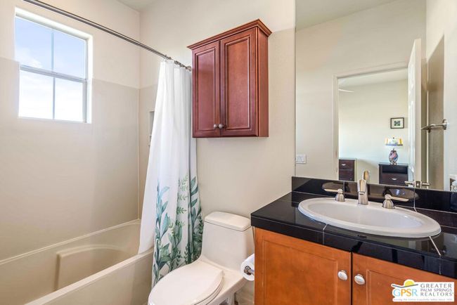 1490 Yermo Dr N, Townhouse with 3 bedrooms, 3 bathrooms and 4 parking in Palm Springs CA | Image 33