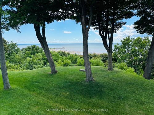 50-374 Front St, Port Stanley, ON, N5L1G1 | Card Image