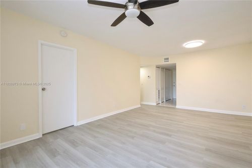 apt-309-2821 Somerset Dr, Lauderdale Lakes, FL, 33311-9389 | Card Image