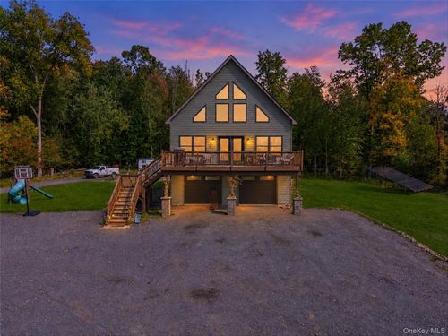 155 Sands Rd, Middletown, NY, 10941-3160 | Card Image