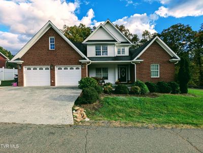 355 Phipps Circle Circle, House other with 4 bedrooms, 2 bathrooms and null parking in Clintwood VA | Image 1