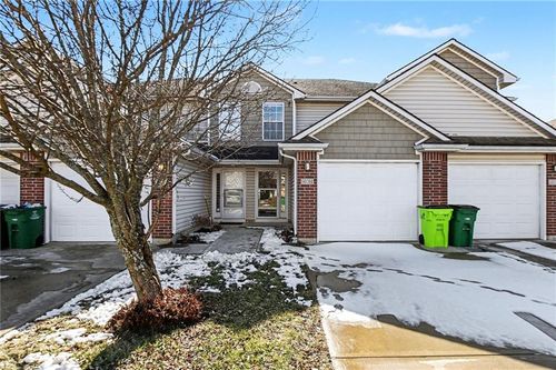904 Sw Peach Tree Ln, Blue Springs, MO, 64064-7814 | Card Image