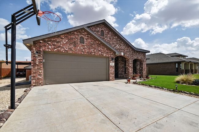 905 Buffalo Ct, House other with 4 bedrooms, 2 bathrooms and 3 parking in Stanton TX | Image 4