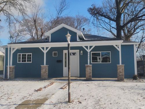 4523 Bowser Ave, Fort Wayne, IN, 46806-2410 | Card Image