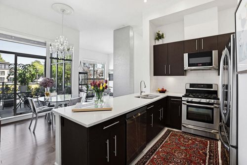 304-2108 W 12th Avenue, Vancouver, BC, V6K2N2 | Card Image