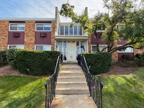 apt-118-1313 S Rebecca Rd, Lombard, IL, 60148-4453 | Card Image