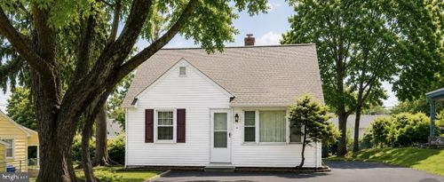 2666 W Moreland Rd, Willow Grove, PA, 19090-4010 | Card Image