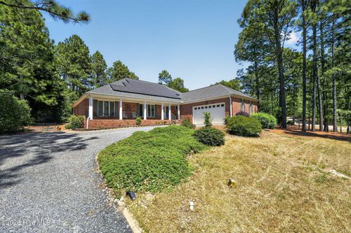 102 Owens Cir, West End, NC, 27376 | Card Image