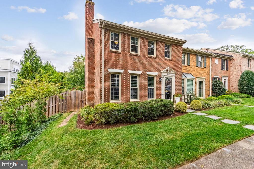 Assembly Dr, Fairfax, VA 22030