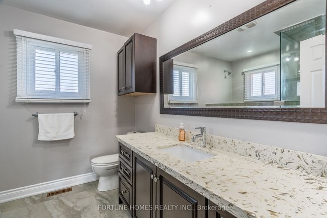 32 Randall Ave, House other with 4 bedrooms, 3 bathrooms and 5 parking in Markham ON | Image 25