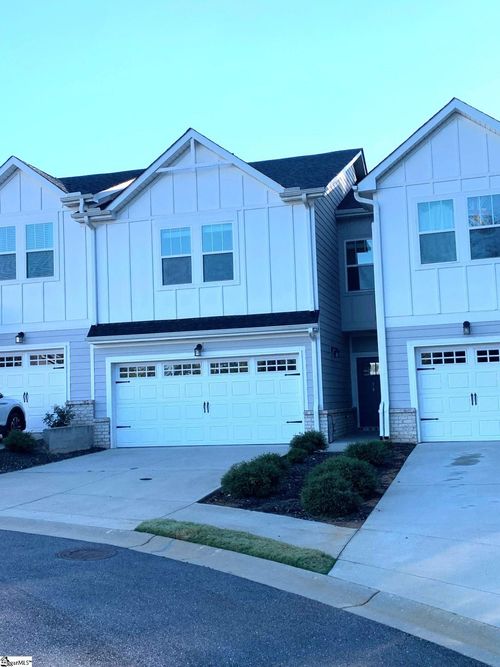 75 Galley Ln, Greenville, SC, 29607-4627 | Card Image