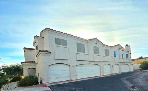 104-6821 Santa Isabel Avenue, Las Vegas, NV, 89146 | Card Image