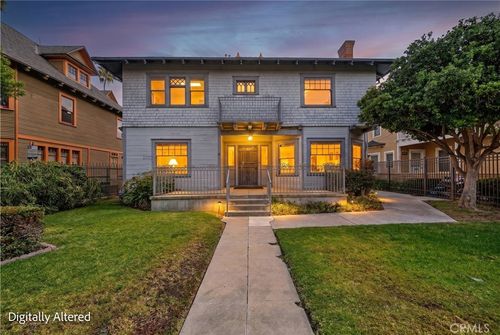 3875 11th, Riverside, CA, 92501 | Card Image