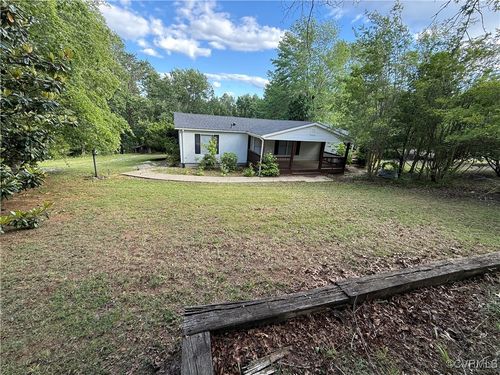 26 Manteo Rd, Buckingham, VA, 23921-2052 | Card Image