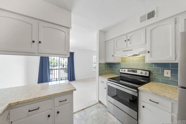 APT-37H - 8915 Datapoint Dr, Condo with 3 bedrooms, 2 bathrooms and null parking in San Antonio TX | Image 13
